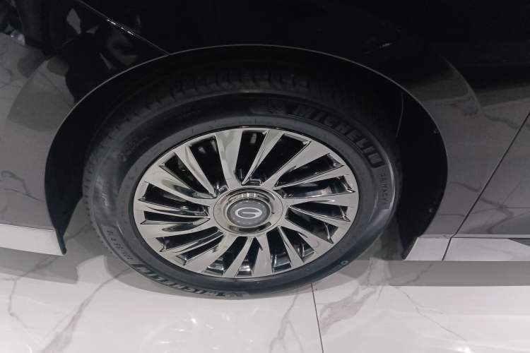 Used GAC Trumpchi M8 2023 Zongshi Series Dual-Motor YuZun Edition
