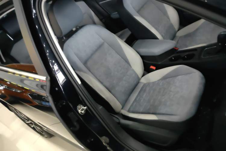 Used Volkswagen Lavida 2024 1.5L Automatic Full-Comfort Version
