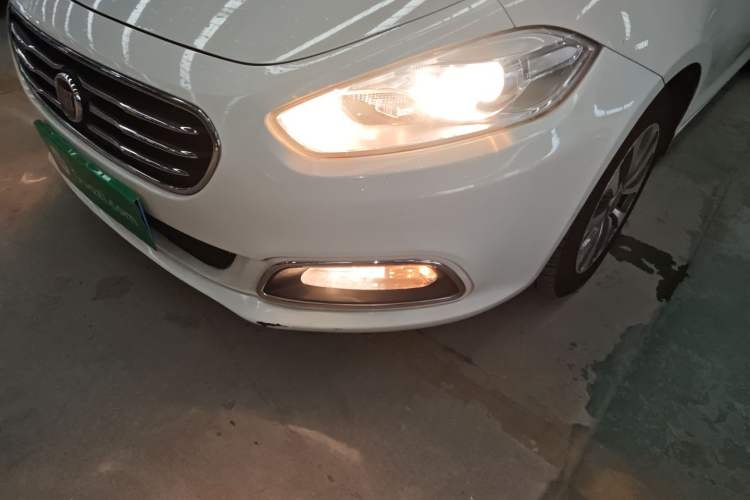 Used Fiat Viaggio 2012 1.4T Automatic Enjoyment Edition
