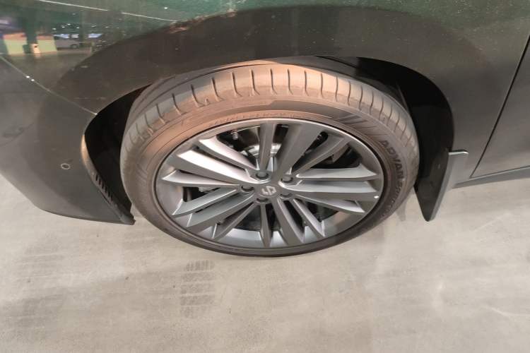 Used Leapmotor C16 2026 All-Electric 630 LiDAR Zhizun Edition 6 Seats