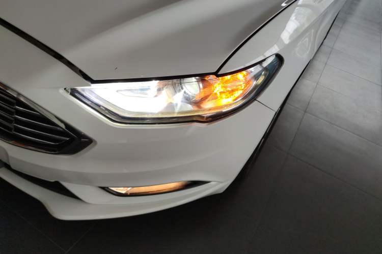 Used Ford Mondeo 2017 EcoBoost 180 Stylish Model
