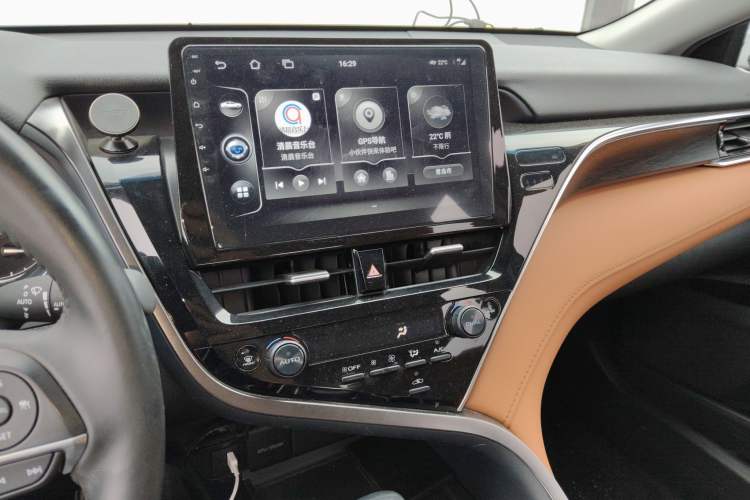 Used Toyota Camry 2021 2.0G Luxury Edition
