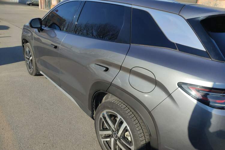 Used BYD Song L DM-i 2024 112 km Leading Edition