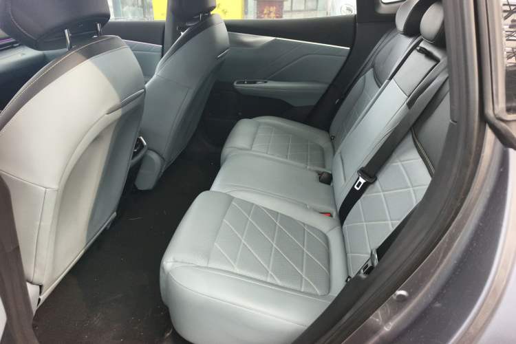 Used  S05 2024 510 Ultra Pure Electric Version
