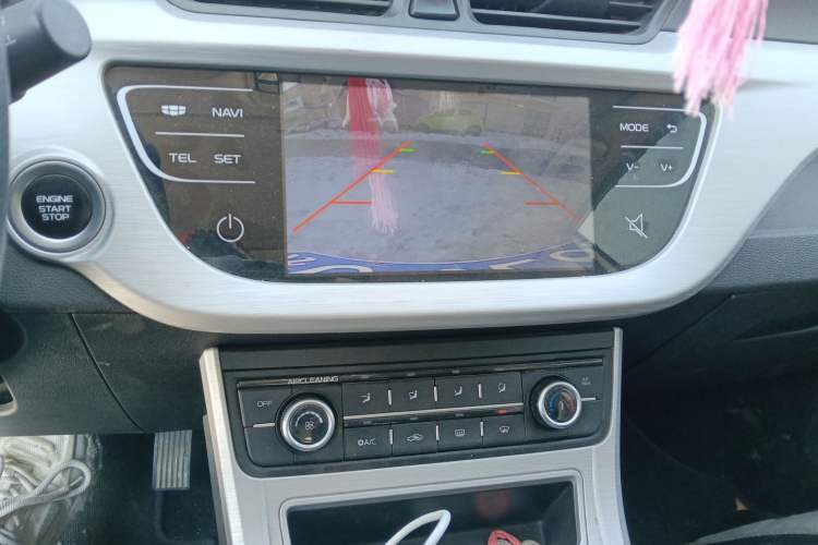 Used Geely Auto Vision 2019 Upgraded Model 1.5L CVT Luxury Version China VI Standard
