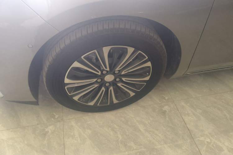 Used Buick GL8 2023 ES Lu Zun Smart Flagship Model
