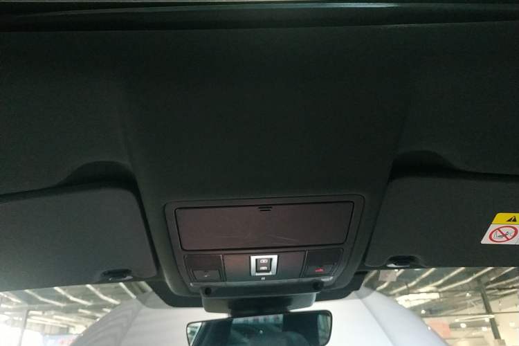 Used Land Rover Discovery Sport 2021 249 PS R-Dynamic S Performance Edition
