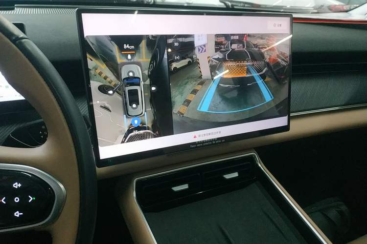 Used Chery Tiggo 8 L 2024 2.0T Two-Wheel Drive Prestige Version 5 Seats
