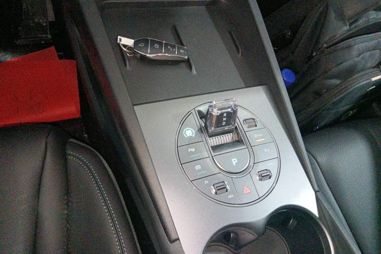 Used BYD Seal 06 New Energy 2025 DM-i Smart Drive 80KM Luxury Model
