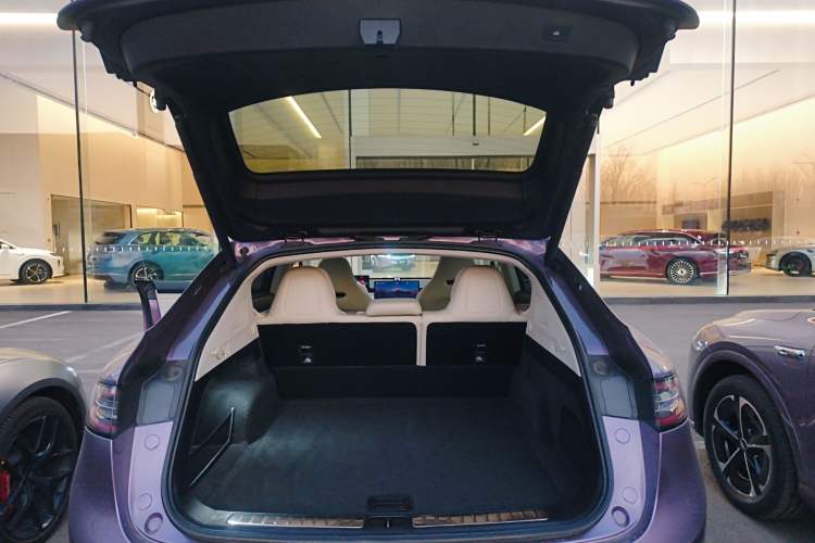 Used Hima Luxeed R7 2025 Extended-Range 331km Ultra
