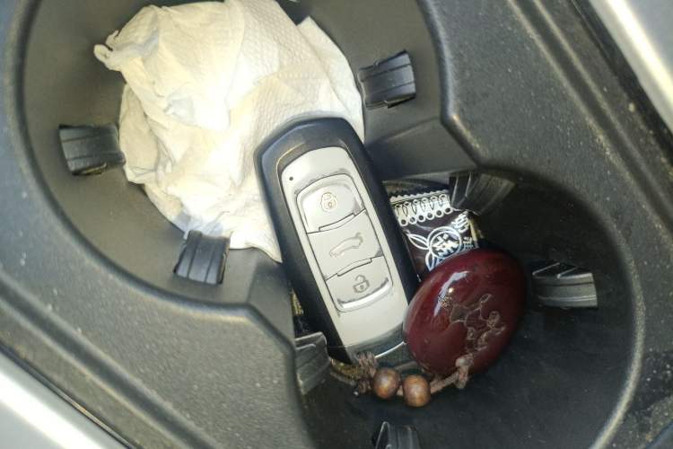 Used Geely Auto Emgrand X7 Sport 2016 1.8TD Automatic ZhiZun Version