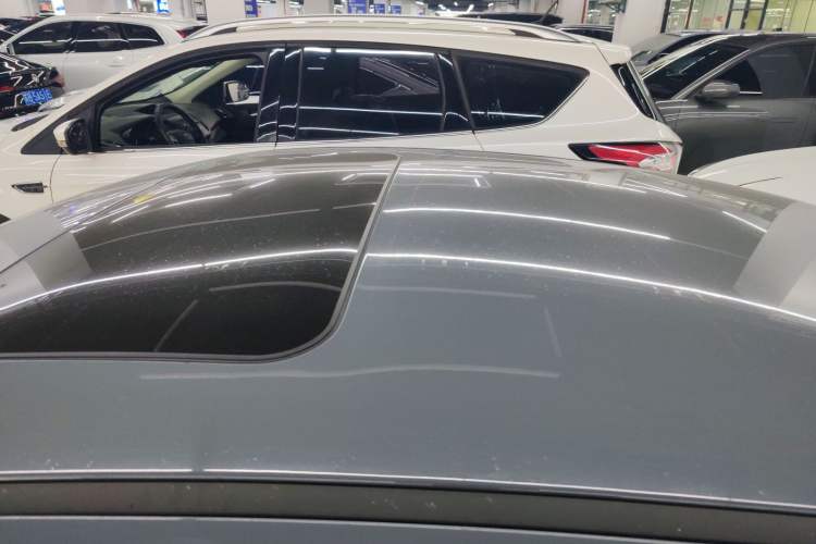 Used Hyundai Elantra 2022 1.5L CVT LUX Prestige Edition
