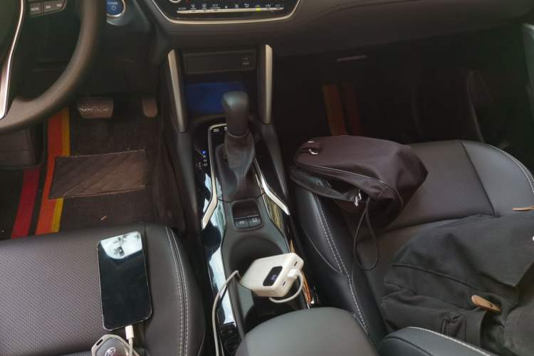 Used Toyota FRONTLANDER 2023 2.0L Smart Electric Hybrid Dual-Engine Luxury Edition
