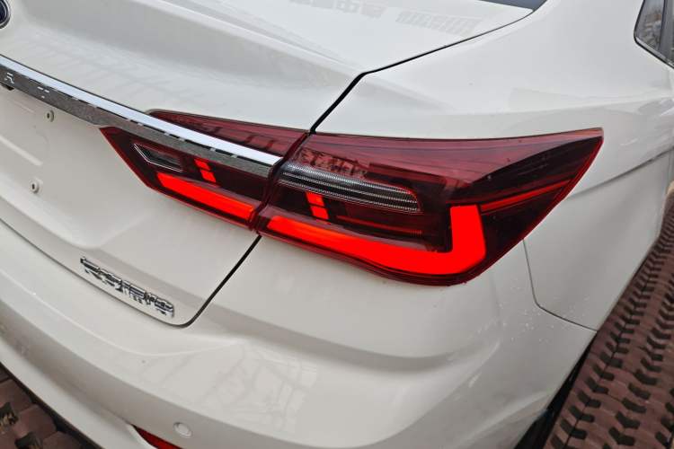 Used Ford Escort 2021 1.5L Automatic Diamond Edition