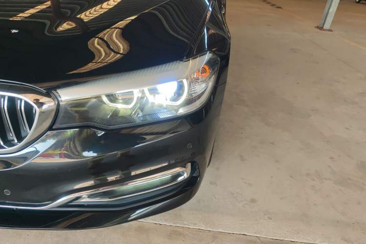 Used BMW 5 Series 2018 525Li Luxury Package