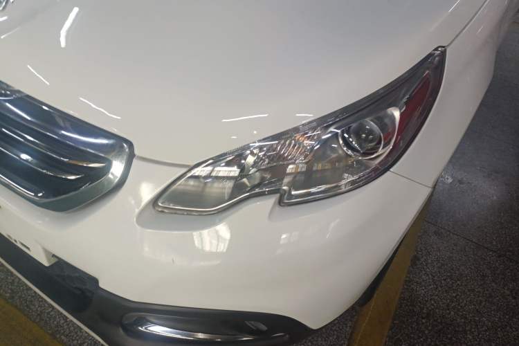 Used Peugeot 2008 2014 1.6L Automatic Fashion Edition
