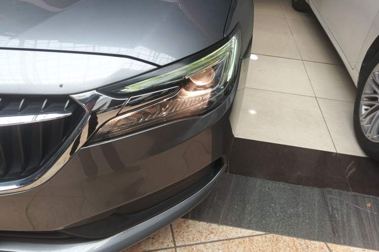 Used Buick GL6 2019 18T 6-Seater Connected Luxury Version China VI Standard
