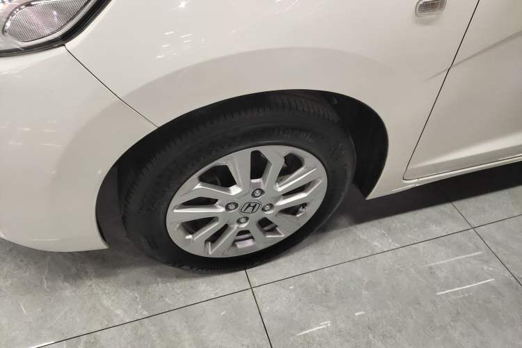 Used Honda Fit 2016 1.5L LXS CVT Comfort Sunroof Version
