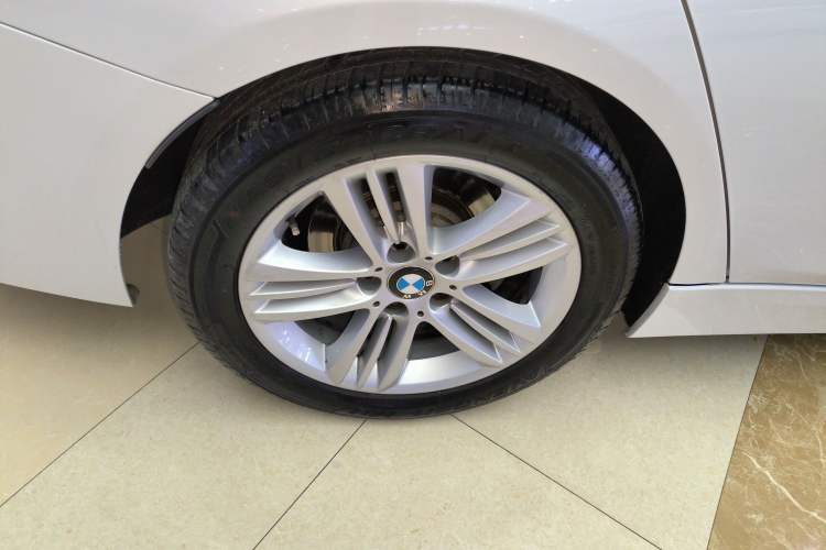 Used BMW 3 Series 2017 320Li Fashion Model
