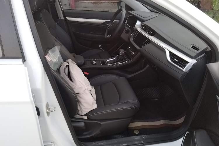 Used Geely Auto Emgrand 2020 1.5L CVT Upward Version
