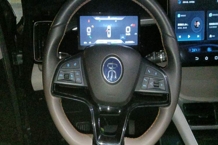 Used BYD Song Pro New Energy 2023 Champion Edition DM-i 110KM Excellence Model
