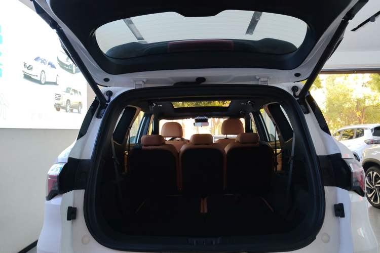 Used Geely Auto Haoyue L 2024 2.0T DCT Flagship Version