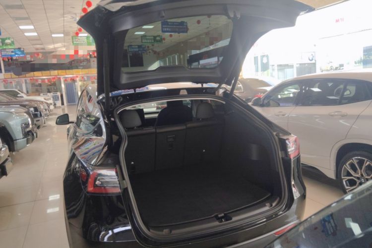 Used Tesla Model Y 2023 Rear-Wheel-Drive Version