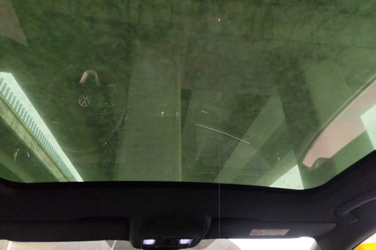 Used Volkswagen ID.UNYX 2024 Pro Long-Range Version
