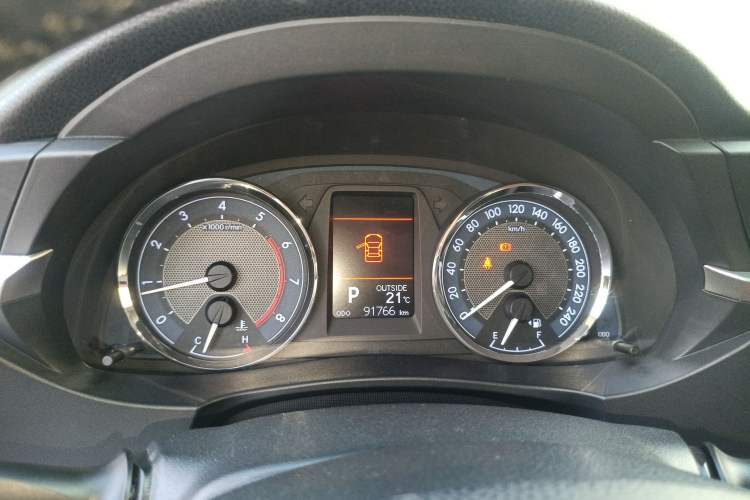 Used Toyota Corolla 2017 1.2T CVT GL-i
