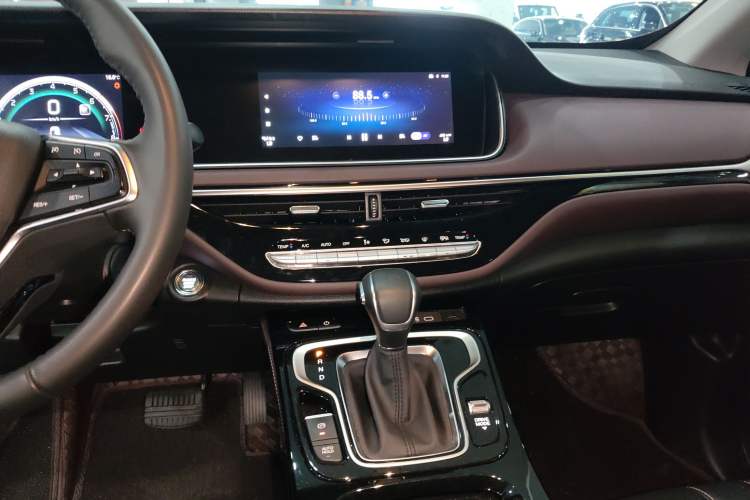 Used GAC Trumpchi M6 2023 PRO 270T DCT Luxury Edition