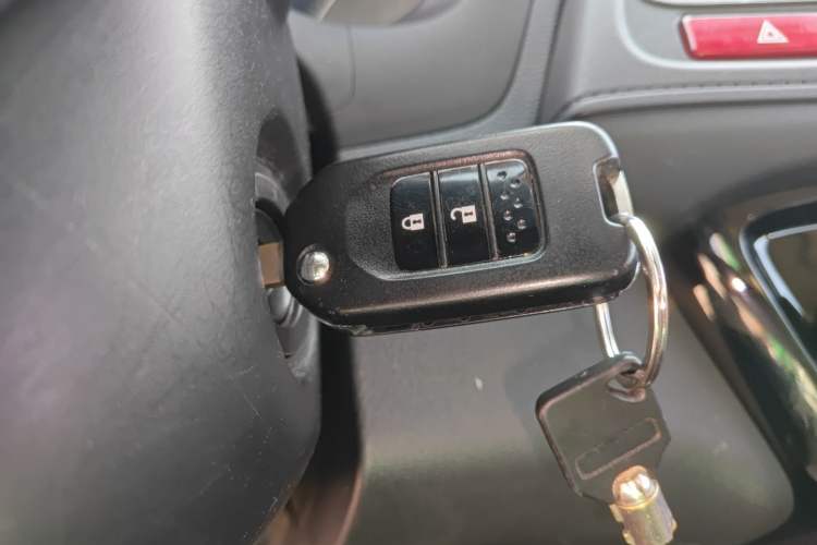 Used Honda Vezel 2017 1.5L CVT 2WD Comfort Model
