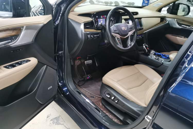 Used Cadillac XT5 2021 2.0T Four-Wheel-Drive Platinum Edition
