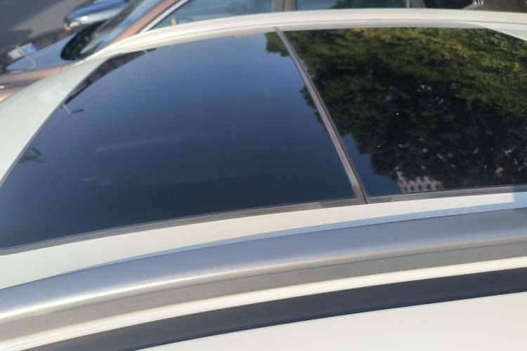 Used Honda Vezel 2020 1.5L CVT Pioneer Edition
