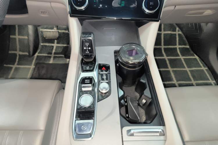 Used Lynk & Co 09 EM-P 2023 2.0TD EM-P Long-Range Version PM Six-Seater