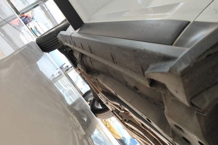 Used  Compass 2015 2.0L two-wheel drive sport version