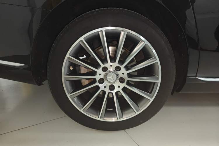 Used Mercedes-Benz E-Class 2017 E 200 L 4MATIC
