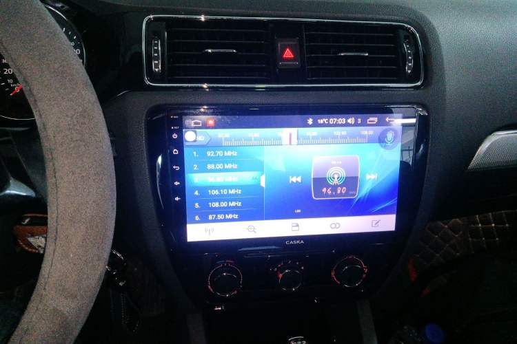 Used Volkswagen Sagitar 2015 230TSI Automatic Comfort Version
