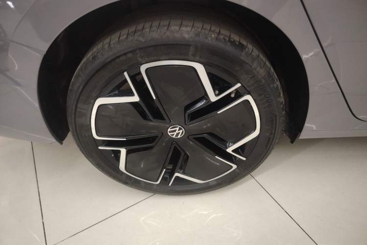 Used Volkswagen Passat 2025 Pro 380TSI Starry Dragon Luxury Edition
