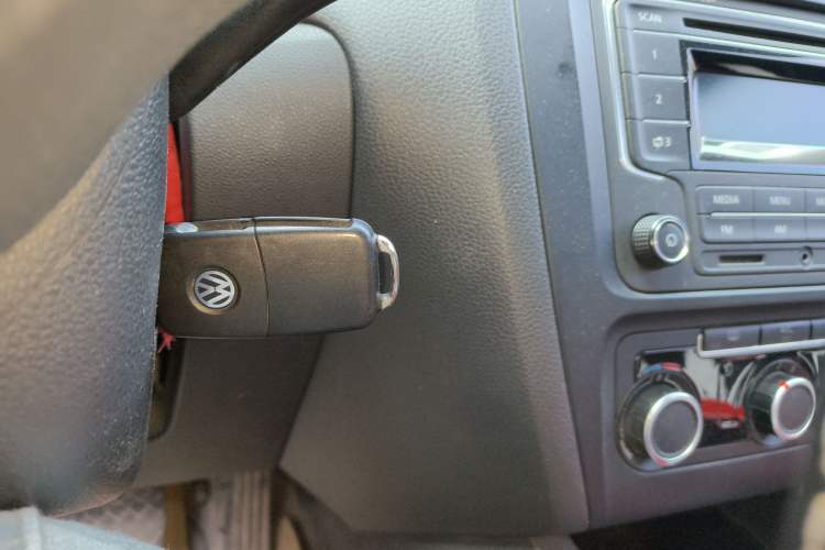 Used Volkswagen Sagitar 2014 1.4TSI Automatic Fashion Edition
