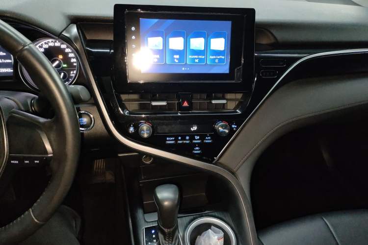 Used Toyota Camry 2023 2.0GVP Premier Edition
