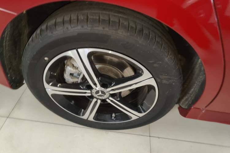 Used Mercedes-Benz A-Class 2022 Revised Version A 200 L Sport Sedan Fashionable Style
