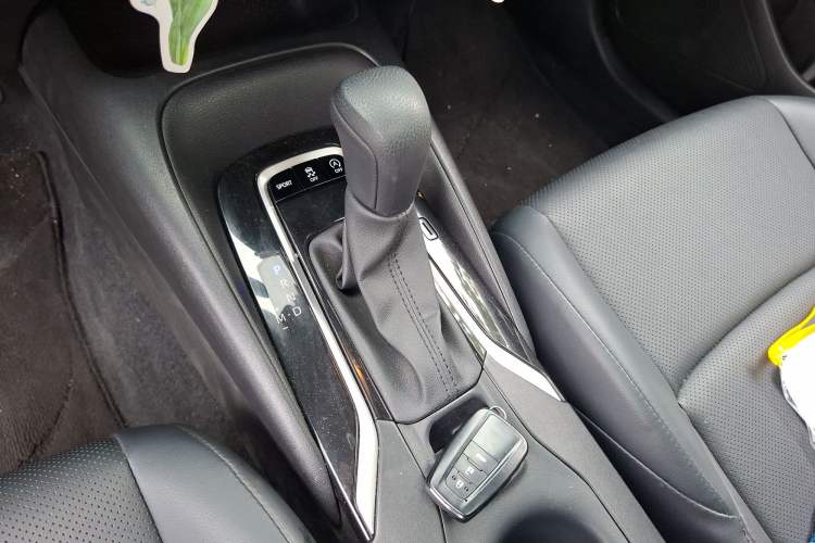 Used Toyota Levin 2021 185T CVT Luxury Edition
