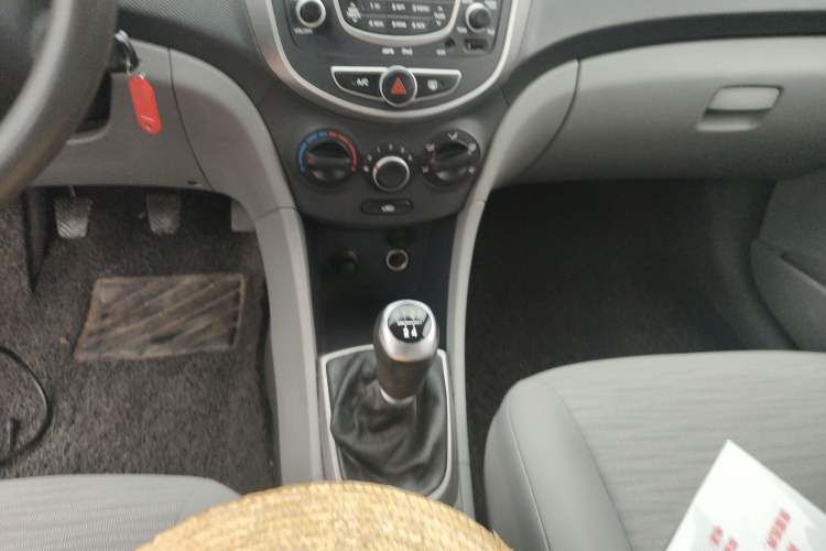 Used Hyundai Verna 2016 1.4L Manual Smart GLS Trim
