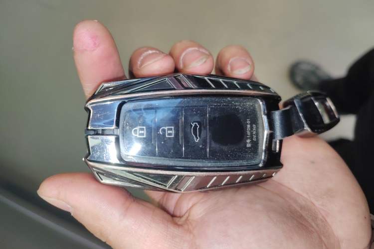 Used Toyota Avalon 2019 2.0L Ambition Edition China VI
