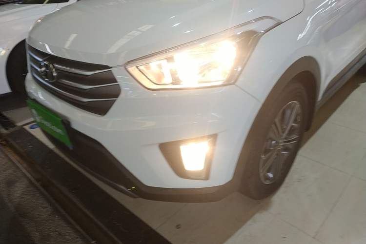 Used Hyundai ix25 2015 1.6L Automatic Two-Wheel Drive Smart GLS Trim
