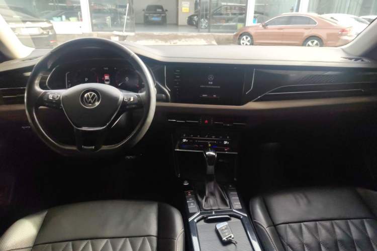 Used Volkswagen Passat 2021 330TSI Luxury Edition
