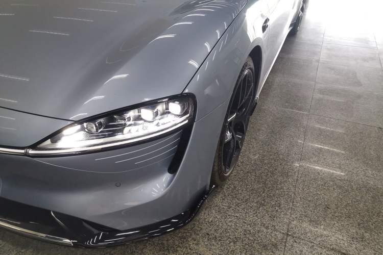 Used Hima Luxeed S7 2024 Max RS
