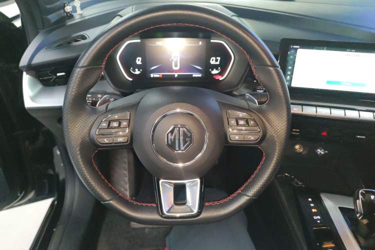 Used MG 5 2021 300TGI DCT Elegant Luxury Edition
