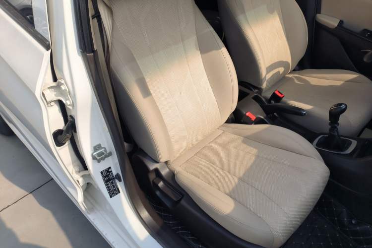 Used Baojun 310W 2017 1.5L Manual Comfort Model China V Standard