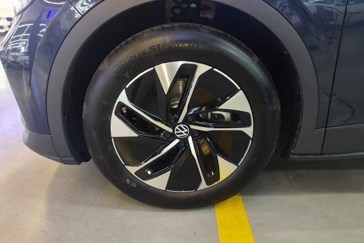 Used Volkswagen ID.4 CROZZ 2026 Model Pure Enjoyment Edition PURE